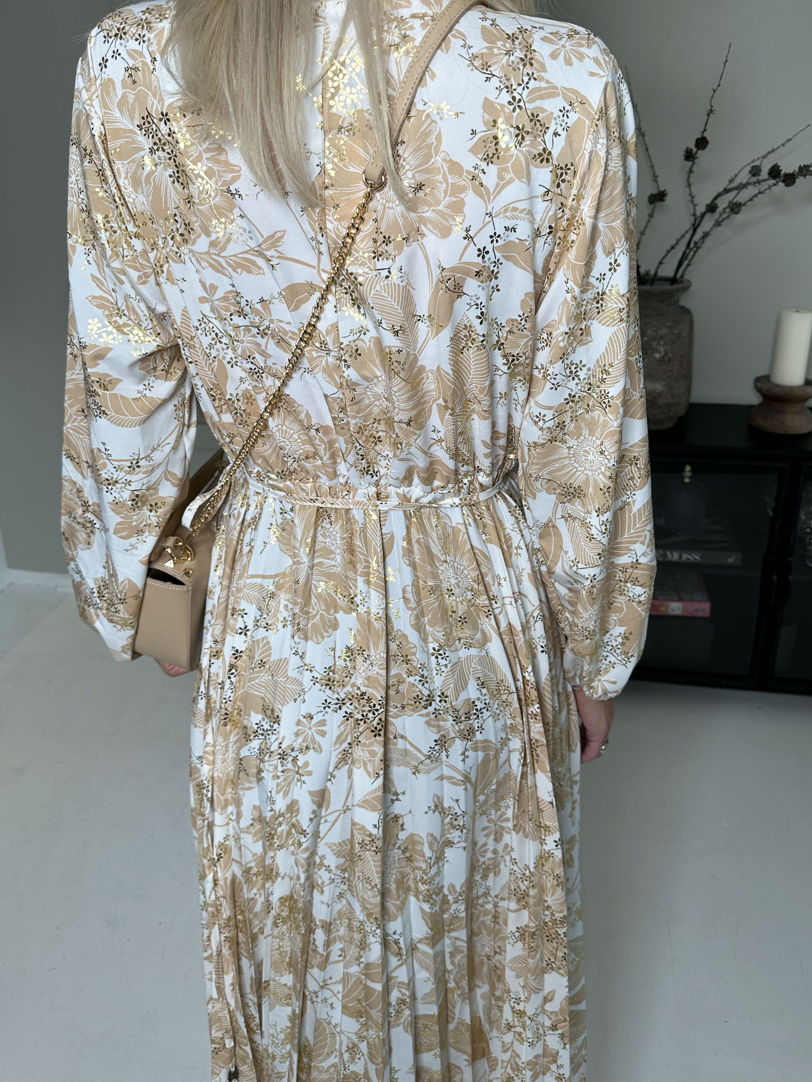 Marinella Flower - Smuk lang kjole med blomstermotiv